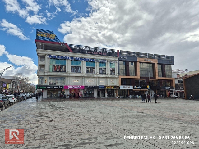 REHBER EMLAKTAN ŞEHRİN TAM MERKEZİ DÖRTYOLDA 60 M2 KİRALIK OFİS - Görsel 6