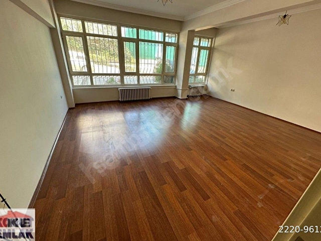 GAZİOSMANPAŞA KULELİ de GİRİŞ KATI BOŞ BAKIMLI 90 m2 2+1