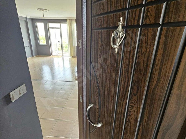 A K MUTLUDAN SARISUDA HAVUZLU SİTEDE EŞYASIZ 1+1 ARA KAT DAİRE - Görsel 26