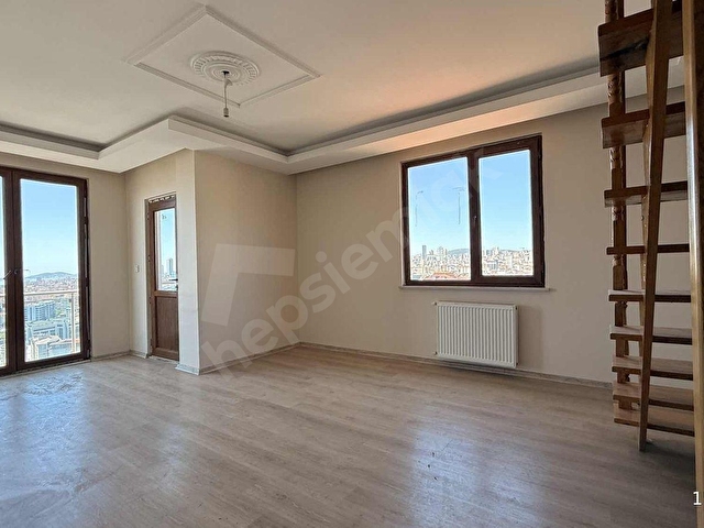 Kartal Hürriyette Satılık 4+1 Dublex Daire - Görsel 18