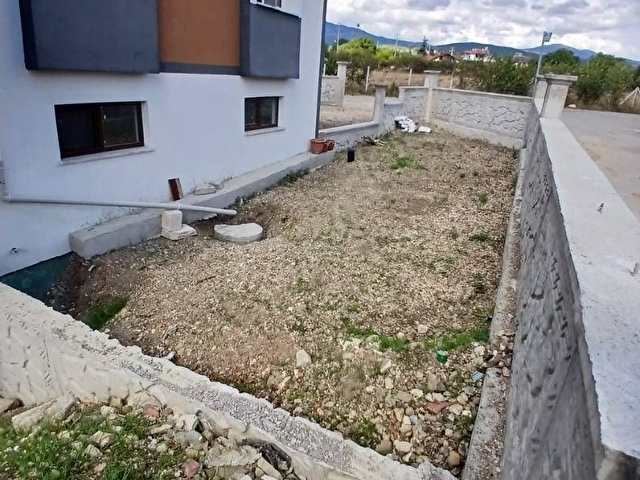 Sahibinden satılık mustakil ev 3 katlı 2 daire 1 bodrum - Görsel 4