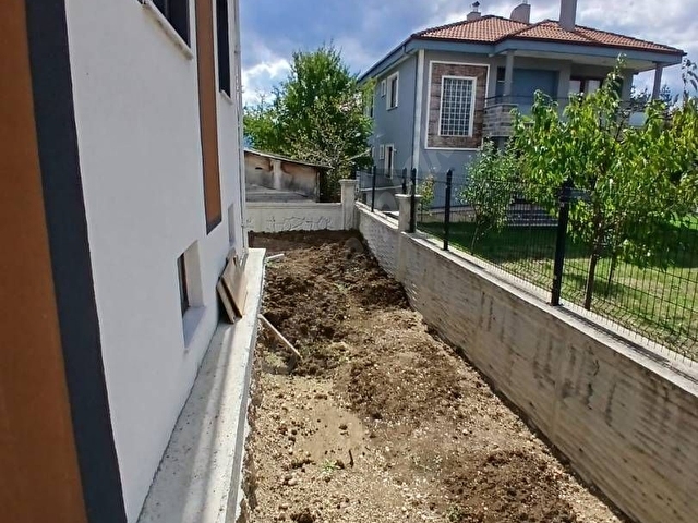 Sahibinden satılık mustakil ev 3 katlı 2 daire 1 bodrum - Görsel 24