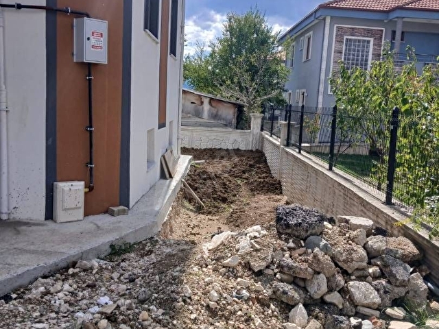 Sahibinden satılık mustakil ev 3 katlı 2 daire 1 bodrum - Görsel 11