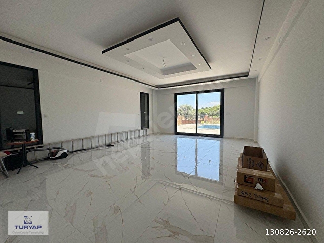 İKİ Ailenin Rahatça Yaşayabileceği 5+2 Havuzlu Lüks Villa! - Görsel 6