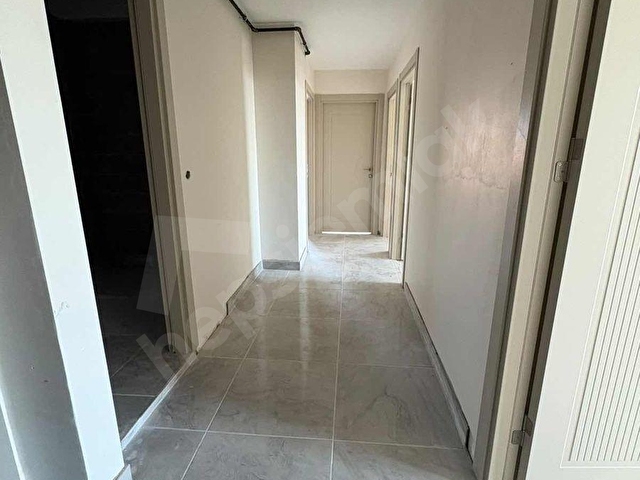 Merkezde 3+1, Ön Cephe Otoparklı 130m2 - Görsel 16