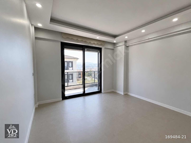 VD 282 DEN KİRALIK GENİŞ BALKONLU 1+1 DAİRE - Görsel 5