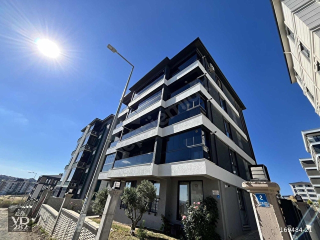 VD 282 DEN KİRALIK GENİŞ BALKONLU 1+1 DAİRE - Görsel 9