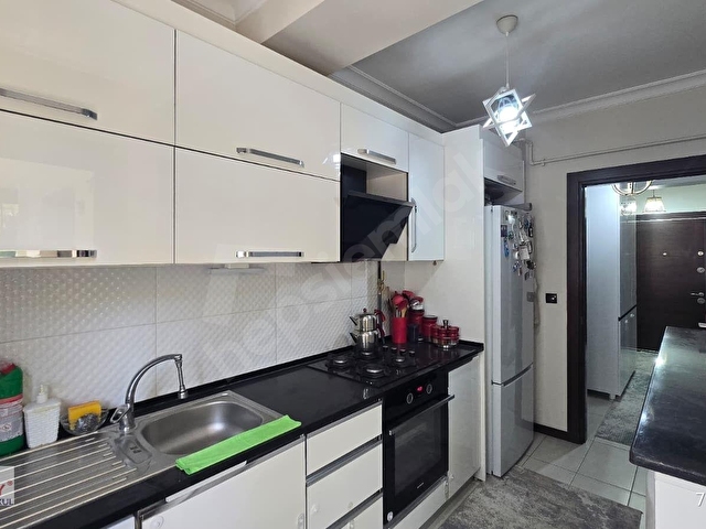 Karabağlar Günaltay Mahallesinde ERCİTY Sitesinde 3+1 Ebeveyn Banyolu Arakat Satılık Daire - Görsel 12