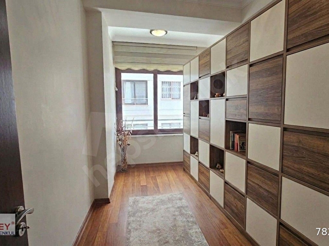 Karabağlar Günaltay Mahallesinde ERCİTY Sitesinde 3+1 Ebeveyn Banyolu Arakat Satılık Daire - Görsel 30