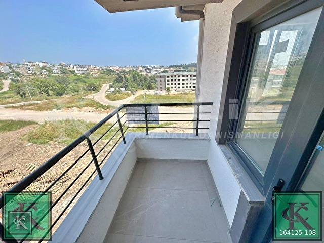 ÇELİKTEN SİTE İÇERSİNDE OTOPARKLI SIĞINAKLI KİRALIK 1+1 DAİRE - Görsel 24