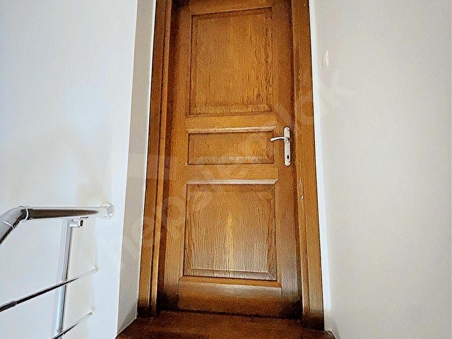 ÇEŞME BOYALIKTA 630 M2 ARSA İÇİNDE TRİPLEKS 5+2 VİLLA - Görsel 28