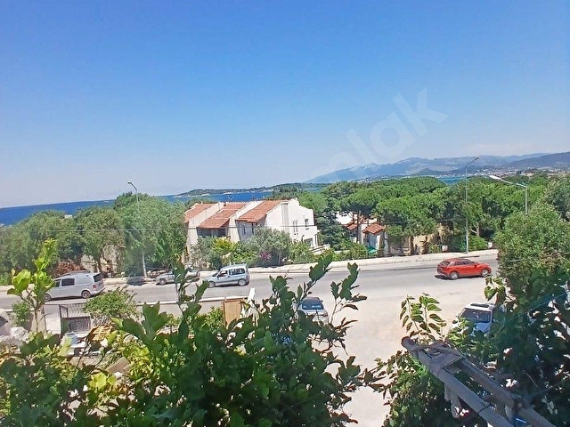 İzmir Urla iskele mahallesinde deniz manzaralı villa satılık - Görsel 15
