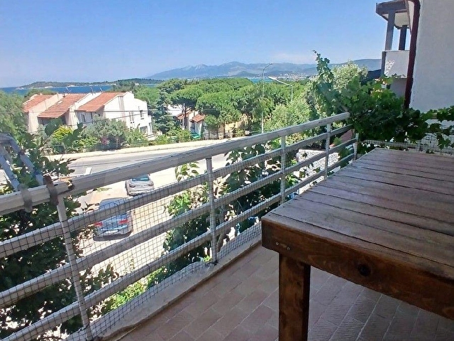 İzmir Urla iskele mahallesinde deniz manzaralı villa satılık - Görsel 18