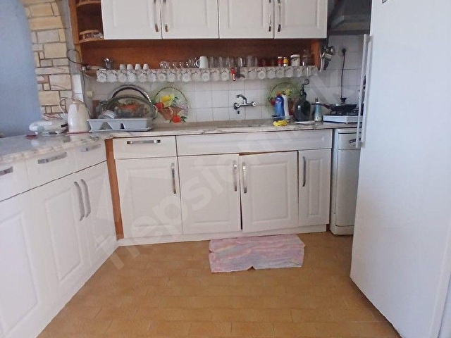 İzmir Urla iskele mahallesinde deniz manzaralı villa satılık - Görsel 24
