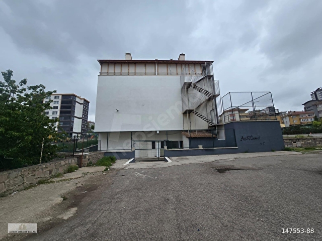 MERKEZİ LOKASYON 1450 M2 KAPALI ALAN ASANSÖRLÜ TİCARİ DÜKKAN - Görsel 5