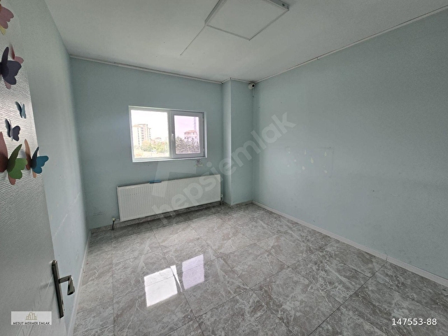 MERKEZİ LOKASYON 1450 M2 KAPALI ALAN ASANSÖRLÜ TİCARİ DÜKKAN - Görsel 17