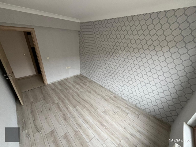 SİTE İÇERİSİNDE GENİŞ VE KONFORLU YAŞAM FULL YAPILI 4+1 DAİRE - Görsel 18