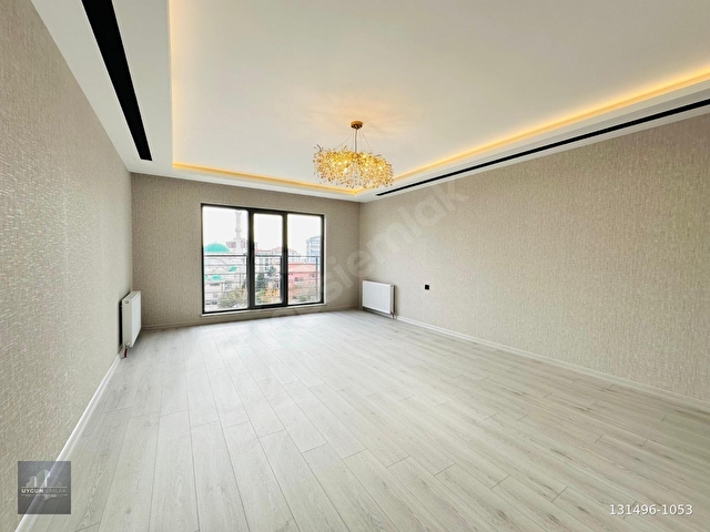 UYGUN EMLAKTAN█BULVAR ÜZERİNDE KAPALI GARAJLI SIFIR 4+1 190 M² - Görsel 12