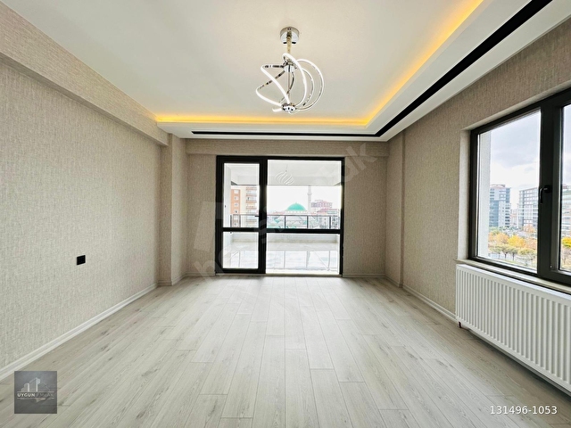 UYGUN EMLAKTAN█BULVAR ÜZERİNDE KAPALI GARAJLI SIFIR 4+1 190 M² - Görsel 14