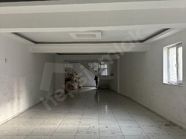 my EKİP EMLAKTAN VİŞNE CADDESİNE YAKIN SATILIK DÜKKAN &. SHOWROOM - Görsel 2