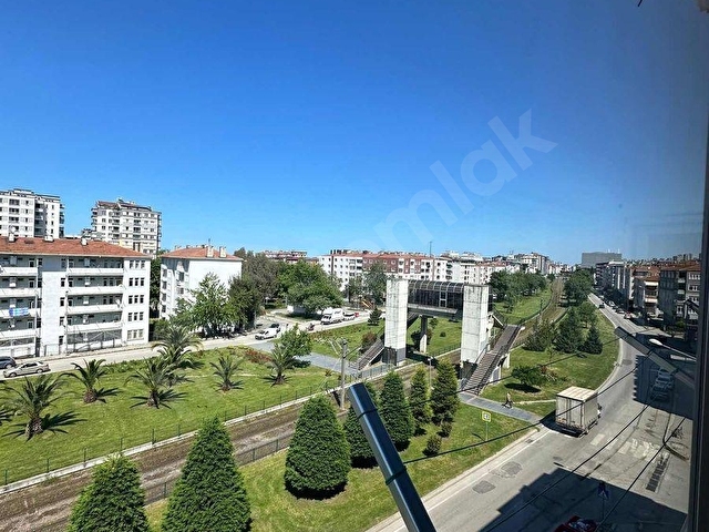 ÖMÜREVLERİNDE TRAMVAYA CEPHE SATILIK 3+1 DAİRE - Görsel 13