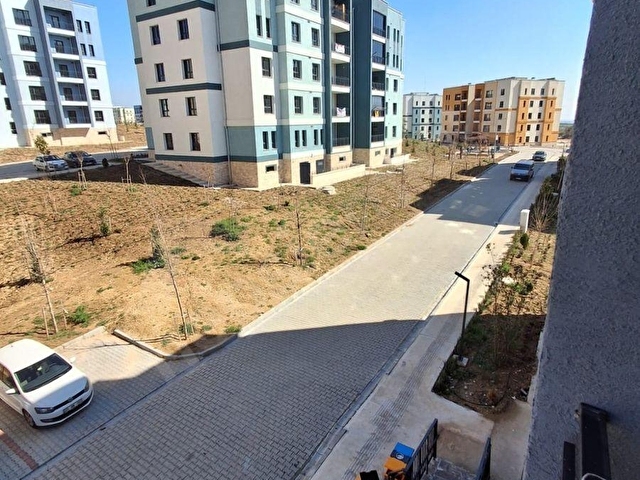SÖĞÜTLÜ 1.ETAP TOKİDE KİRALIK SIFIR 3+1 DAİRE - Görsel 18