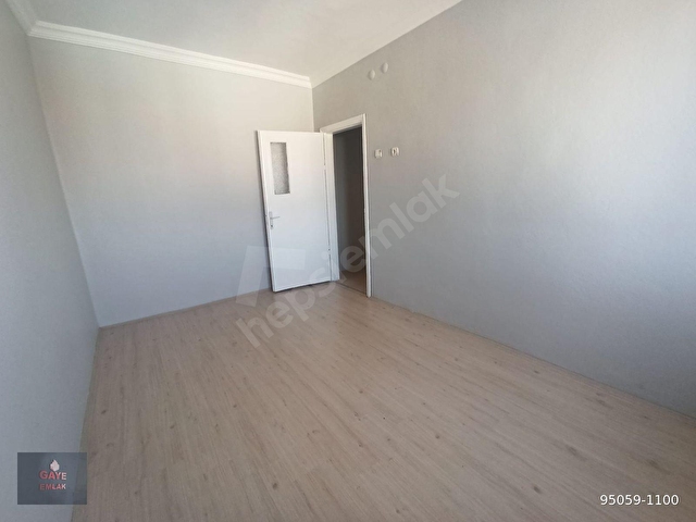 GAYE EMLAKTAN AKARBAŞI MEVKİNDE SATILIK 3+1 DAİRE - Görsel 13