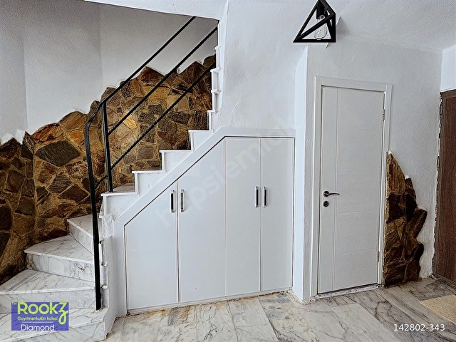 Mordoğan Yarenler Sitesi Tadilatlı Bakımlı Satılık 3+1 Villa - Görsel 24