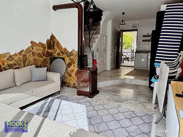 Mordoğan Yarenler Sitesi Tadilatlı Bakımlı Satılık 3+1 Villa - Görsel 18