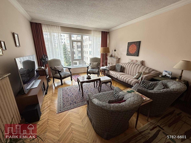 ÇANKAYA KUŞKONDU SOKAKDA 3+1 ÖN CEPHE OTOPARKLI SATILIK DAİRE - Görsel 8