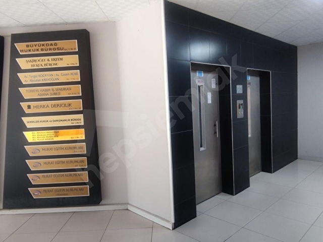 Kuzeyden Dörtyol Kavşağında 250 m² 4+1 Kiralık Ofis - Görsel 8