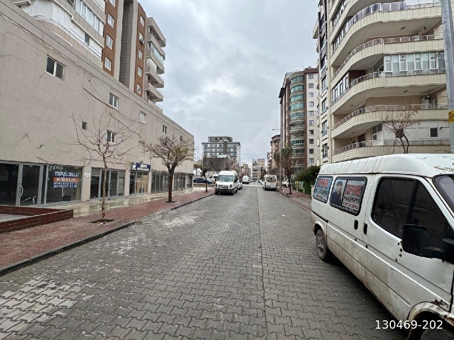 YAVUZ EMLAK TAN SATILIK DAİRE ARAKAT KARAKÖPRÜ AKPİYAR MAH bozan sarı petrol arkasi - Görsel 2