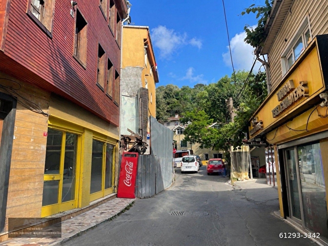 Tarabya Çarşıda Sahile Yürüme Mesafesinde Kiralık Ofis - Görsel 2