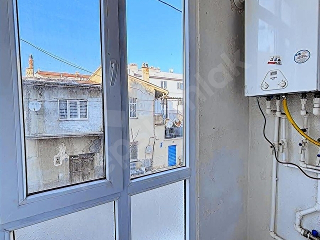 ZER GAYRİMENKULden Merkez Konumda UYGUN Satılık Eşyalı Apart - Görsel 2