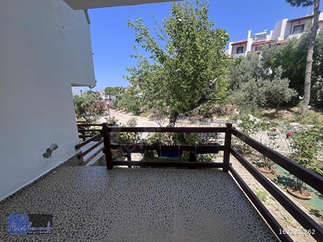 KARABURUN KÜÇÜKBAHÇE DE SİTE İÇİNDE SATILIK 2+1 YAZLIK VİLLA - Görsel 30