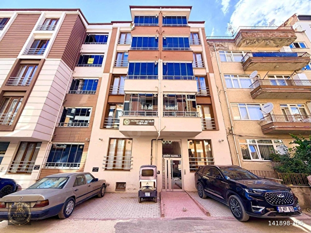 ARZUM GAYRİMENKUL DANIŞMANLIKTAN ÖĞRETMENLER SOKAKTA 3. ARA KAT