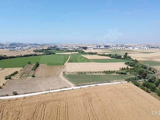 TARIK DEMİR GAYRİMENKULDEN 862 M2 ARSA İÇİNDE EV - Görsel 18