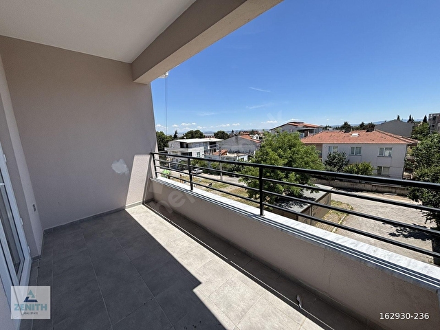 Zenith Real Estateden Hasan Basri Çantayda Kiralık 2+1 Daire - Görsel 16