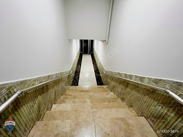 Özpaş Market Üzeri Ana Caddede 5+1, 230 m² Satılık Dubleks - Görsel 3