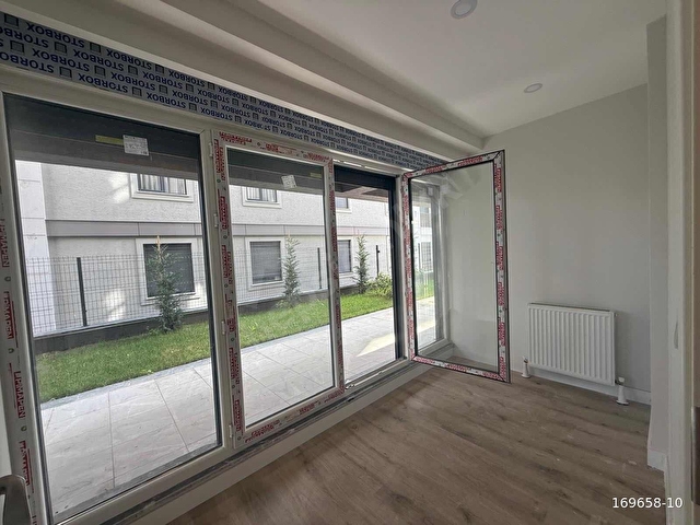 ÖN CEPHE DE ŞAHANE TERASI VE BAHÇESİ OLAN BUTİK DAİRE - Görsel 15