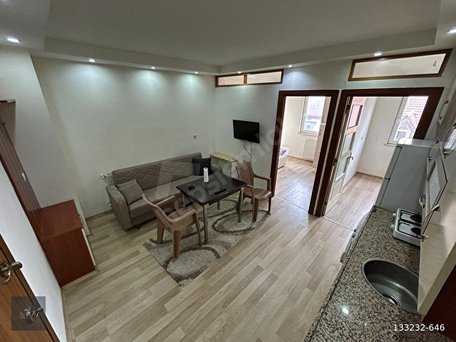 KOZADAN ULUS KAVŞAĞINDA KİRALIK BALKONLU 2+1 ARAKAT APART - Görsel 4