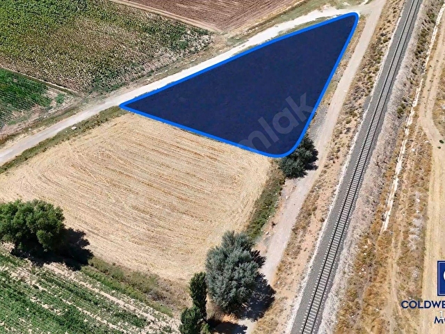 Dinar Yaka Köyü Yatırıma Uygun Satılık Tarla 925 m² - Görsel 2