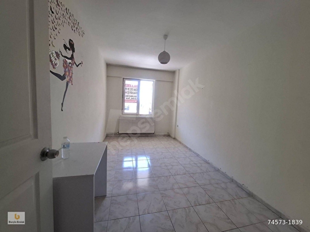 KİRALIK DAİRE KALORİFERLİ ÖN CEPHE - Görsel 19