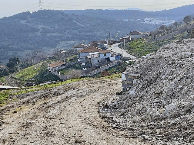 ACİLL DENİZE & SAHİLE 10 DAKİKA MESAFEDE 750 M² KÖY İÇİ BAHÇE - Görsel 17