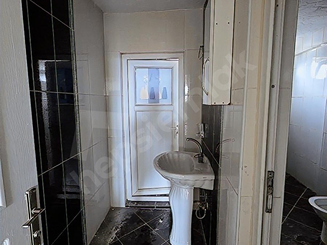 İzmit 42 evlerde yatıma oturuma uygun 3+1 arakat - Görsel 23
