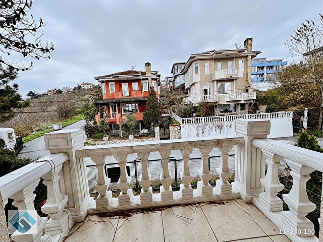 BEYLİKDÜZÜ SAHİLDE SİTE İÇİ HAVUZLU HER KATTAN DENİZ MAN. VİLLA - Görsel 29