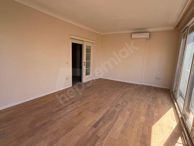 ARESTEN CADDEBOSTAN SAHİLDE FERAH YENİ 2+1 - Görsel 3