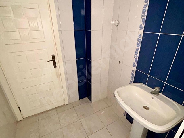 Erdek Yalı Mahallesi Bahçeli Evlerde Önü Açık 2+1 Satılık Daire - Görsel 25