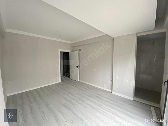 Milas İsmetpaşada Satılık 1+1 Daire Harmaya Real Estate - Görsel 4