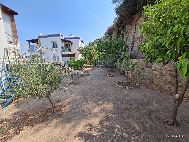 Yalıkavakta Satılık Bahçeli Deniz manzaralı daire - Görsel 21